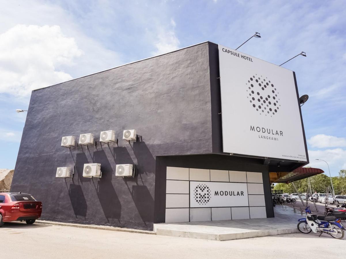 Oyo 89635 Modular Langkawi Capsule Hotel Padang Mat Sirat Екстер'єр фото