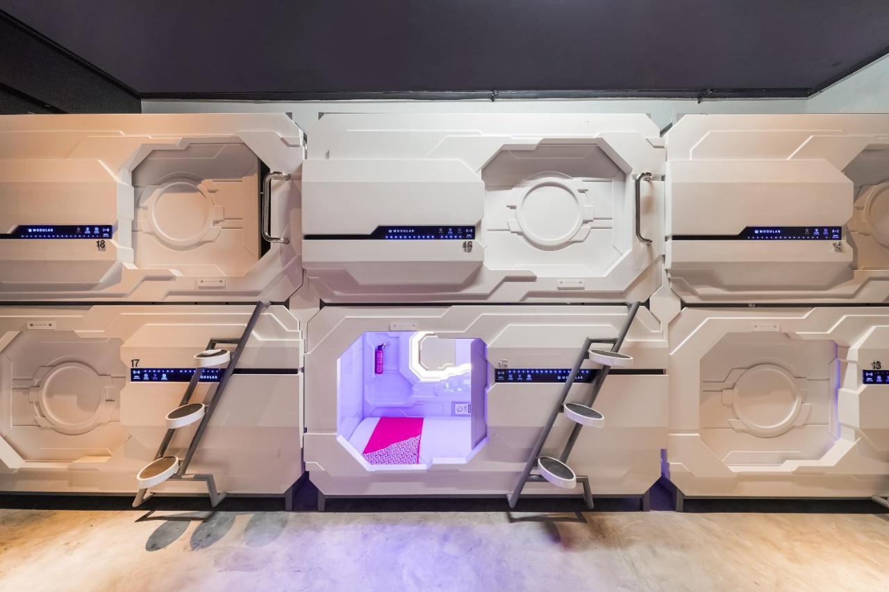 Oyo 89635 Modular Langkawi Capsule Hotel Padang Mat Sirat Екстер'єр фото