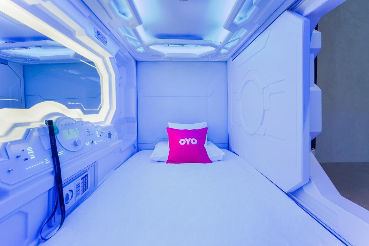 Oyo 89635 Modular Langkawi Capsule Hotel Padang Mat Sirat Екстер'єр фото