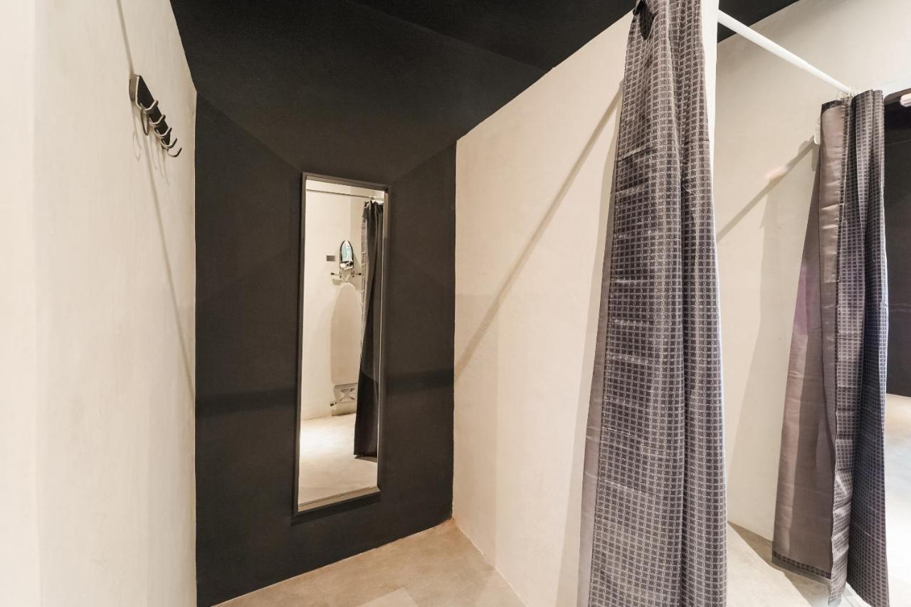Oyo 89635 Modular Langkawi Capsule Hotel Padang Mat Sirat Екстер'єр фото